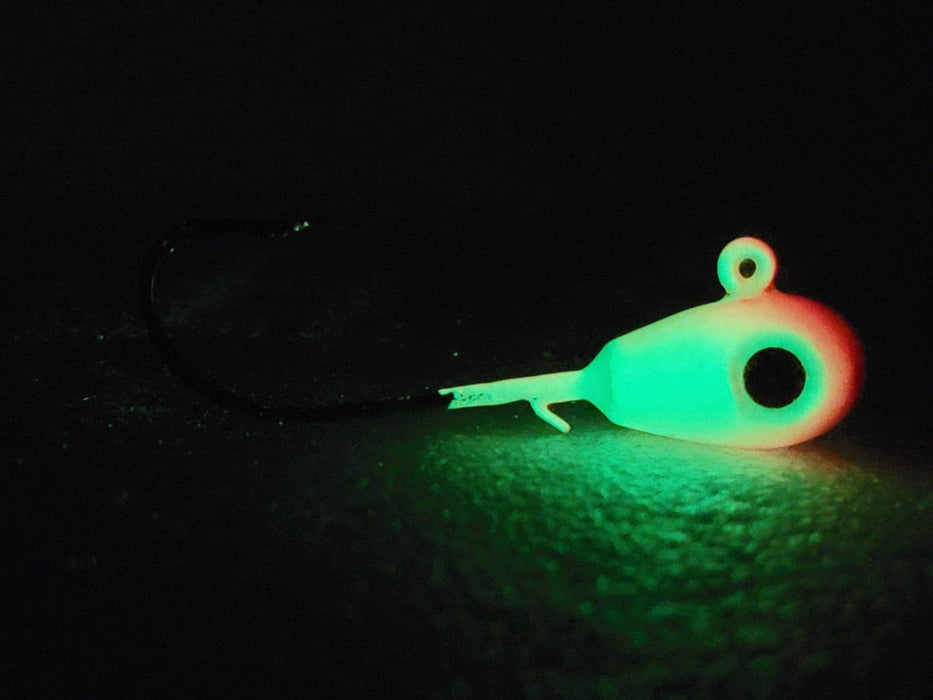 Serious anglers know that the right laker jigs make all the difference when targeting giant lake trout. Our expertly crafted laker jigs are built for strength and visibility, featuring 3X heavy wire hooks and high-visibility colors. Perfect for jigging over reefs, humps, and deep points, these laker jigs maximize your chances of hooking up with trophy fish every trip.
