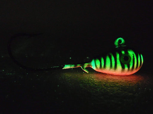 Unlock trophy lake trout action with premium laker jigs designed for deep water performance. Our laker jigs feature heavy-duty hooks, vibrant UV finishes, and realistic profiles to attract big lakers in clear or stained water. Whether you’re vertical jigging over structure or targeting suspended fish, these laker jigs deliver unmatched results for serious anglers.
